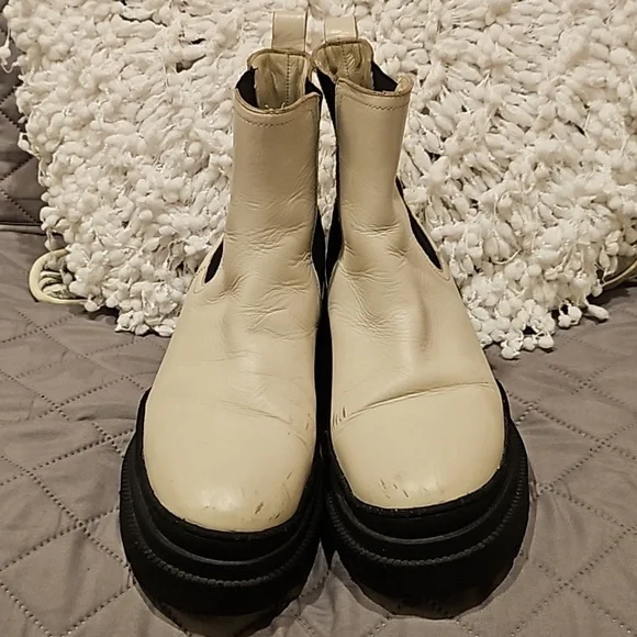 Free People Boots - Picture 2 of 16